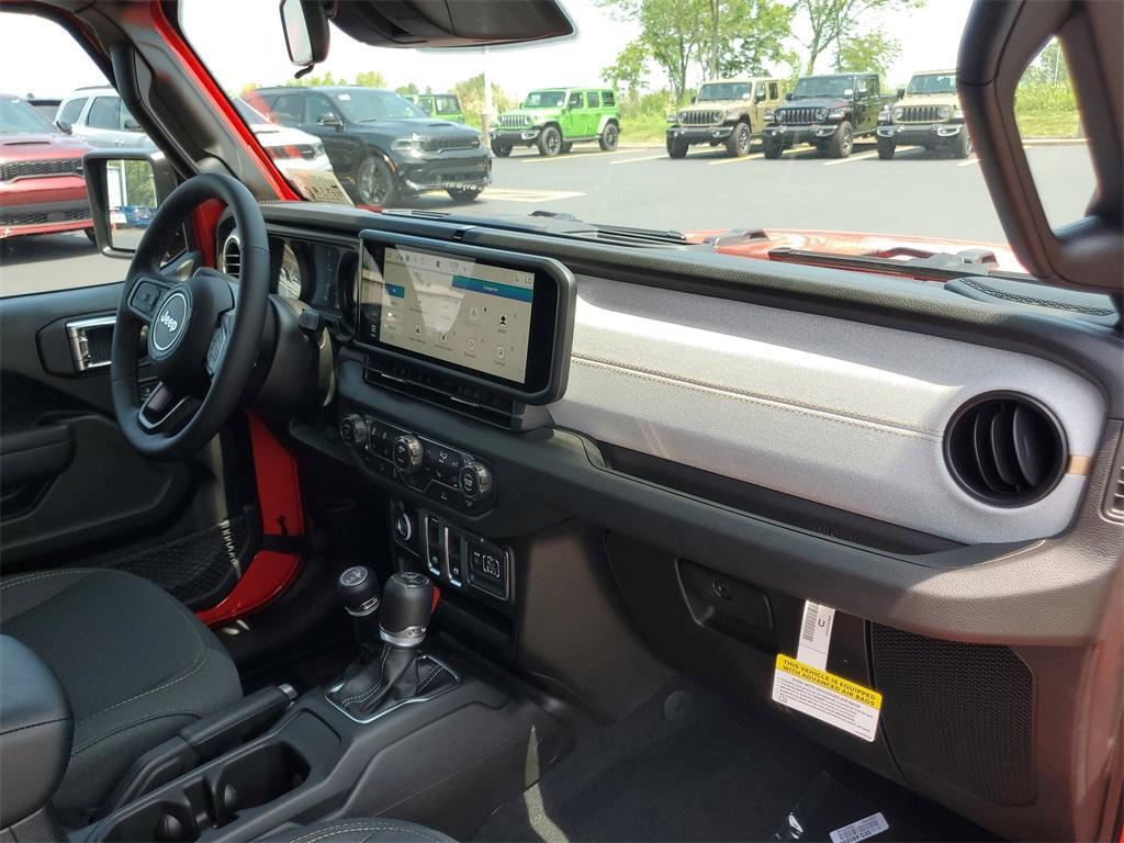 new 2025 Jeep Wrangler car, priced at $36,269