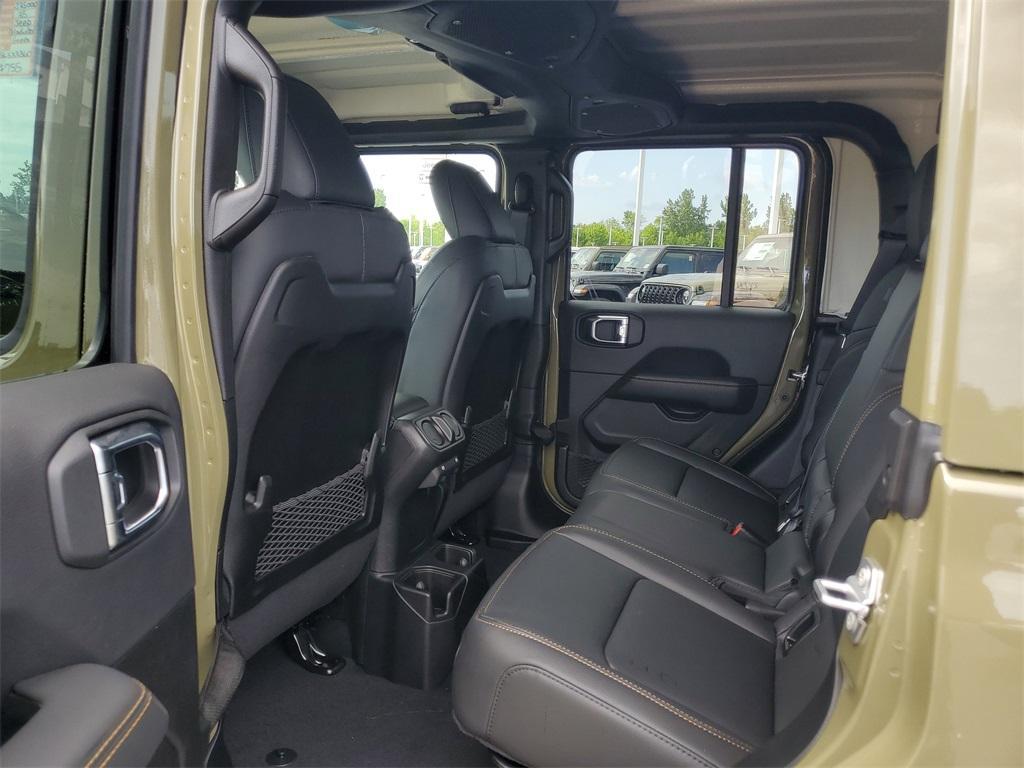 new 2025 Jeep Gladiator car, priced at $43,714
