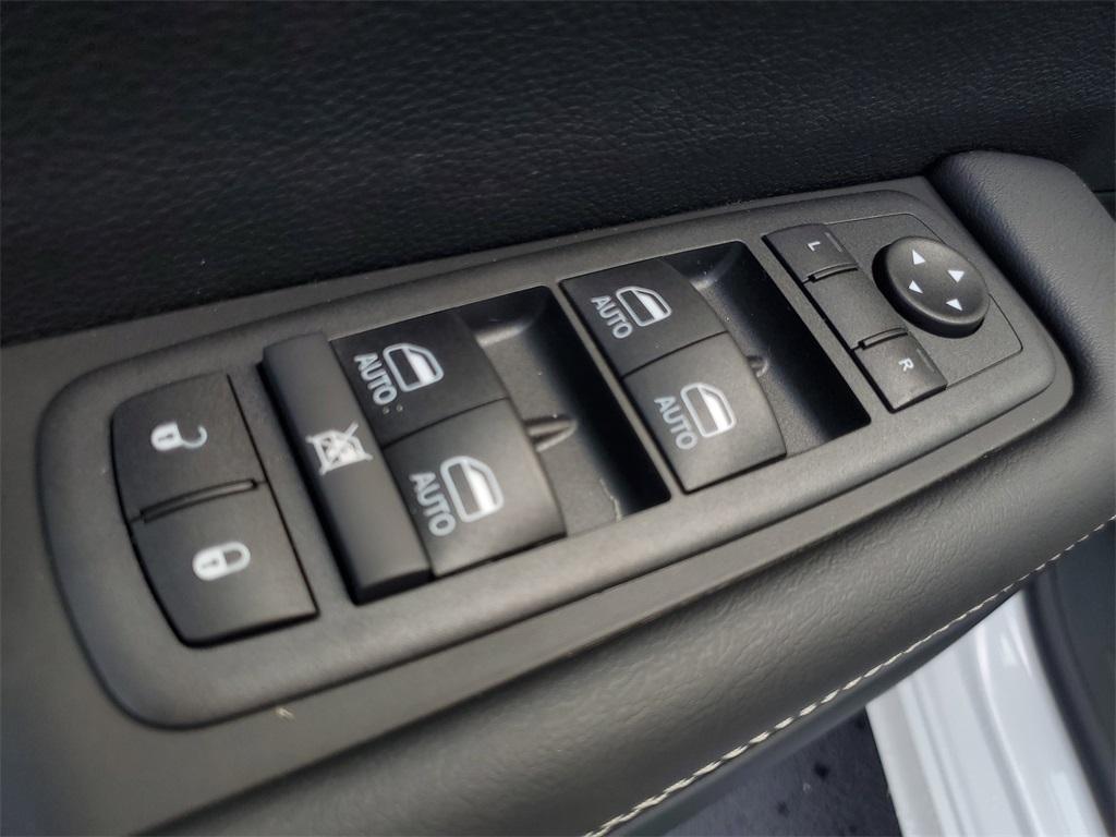 new 2026 Chrysler Voyager car, priced at $40,490