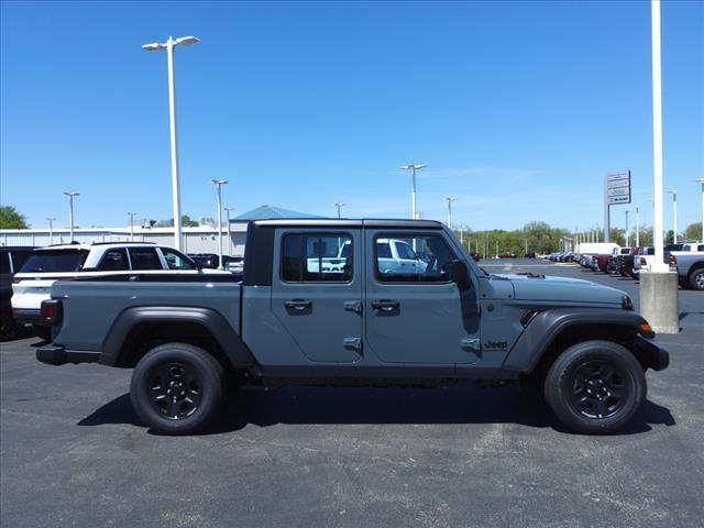 new 2024 Jeep Gladiator car, priced at $39,349