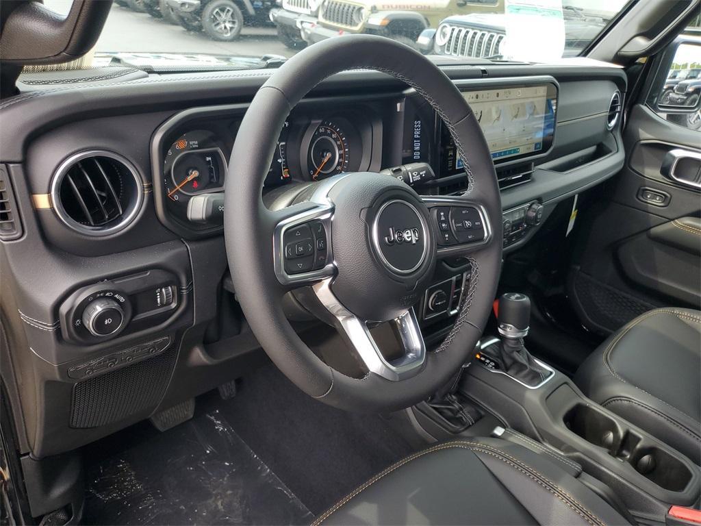 new 2025 Jeep Wrangler car