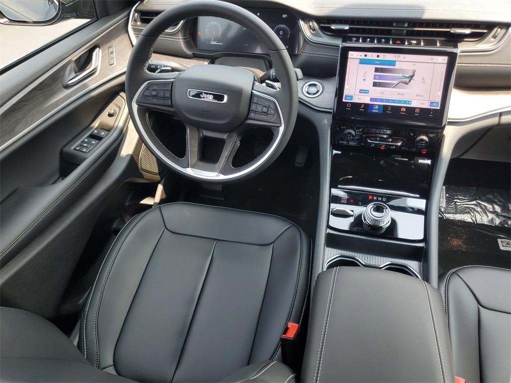 new 2025 Jeep Grand Cherokee L car, priced at $47,083