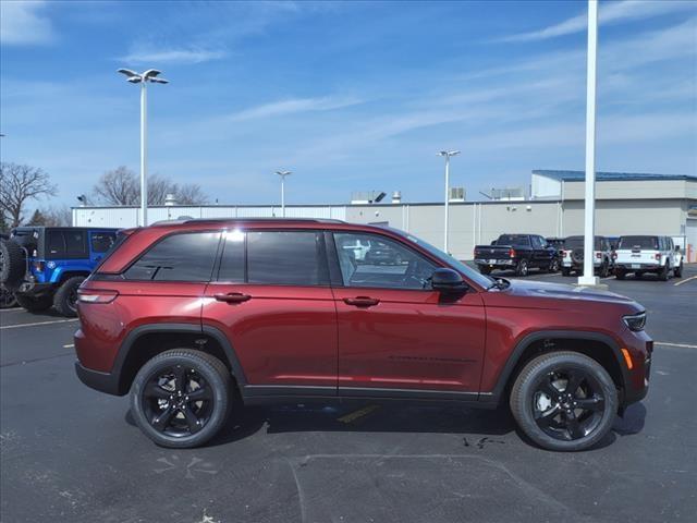 new 2024 Jeep Grand Cherokee car, priced at $47,227