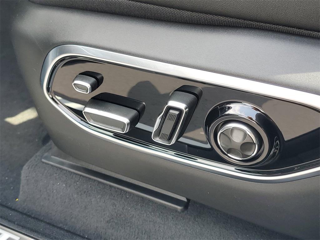 new 2025 Jeep Grand Cherokee car, priced at $54,836