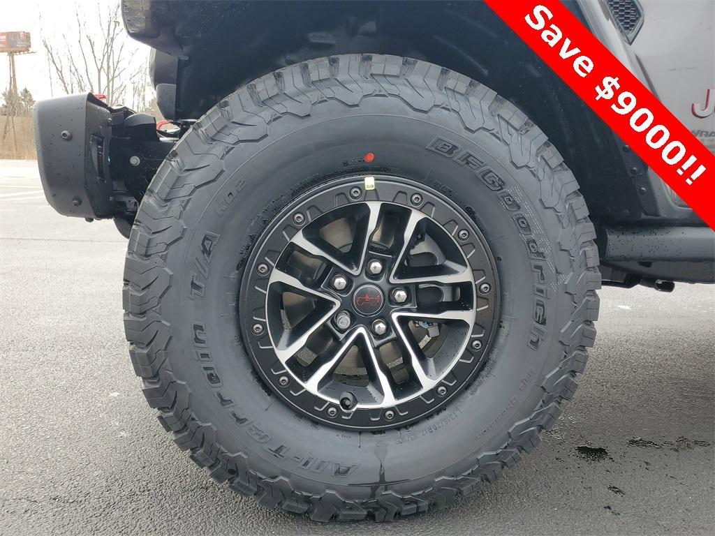 new 2025 Jeep Wrangler car, priced at $61,988