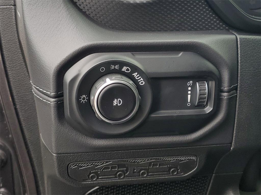 new 2025 Jeep Wrangler car, priced at $61,364