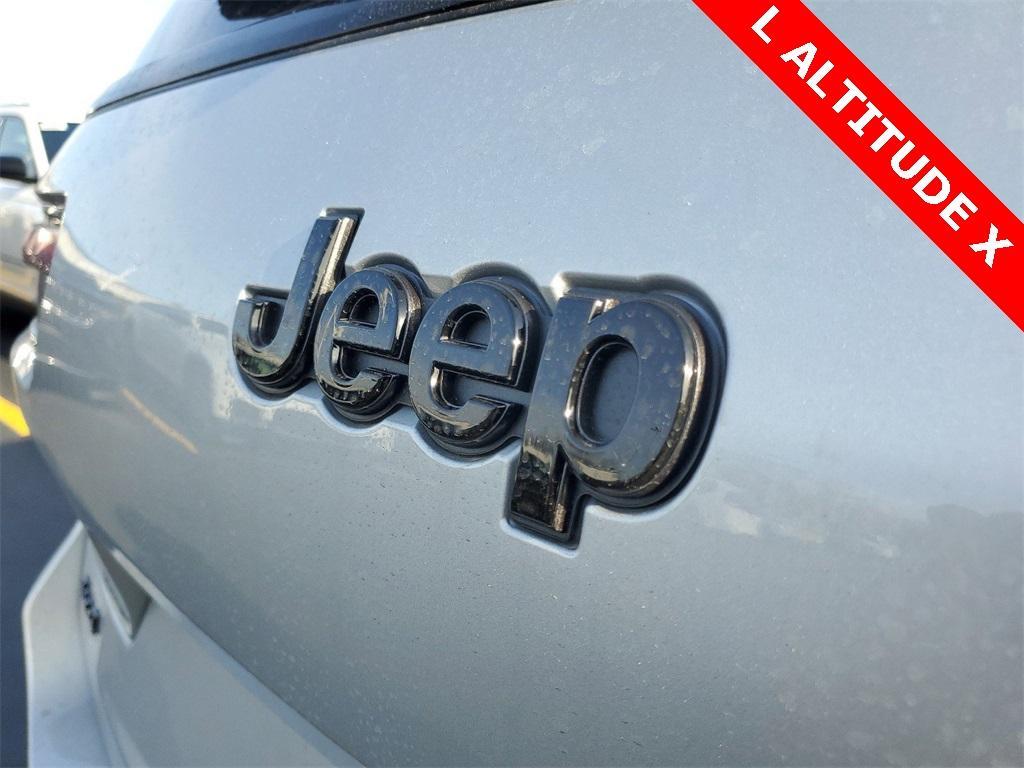 new 2025 Jeep Grand Cherokee L car, priced at $46,170