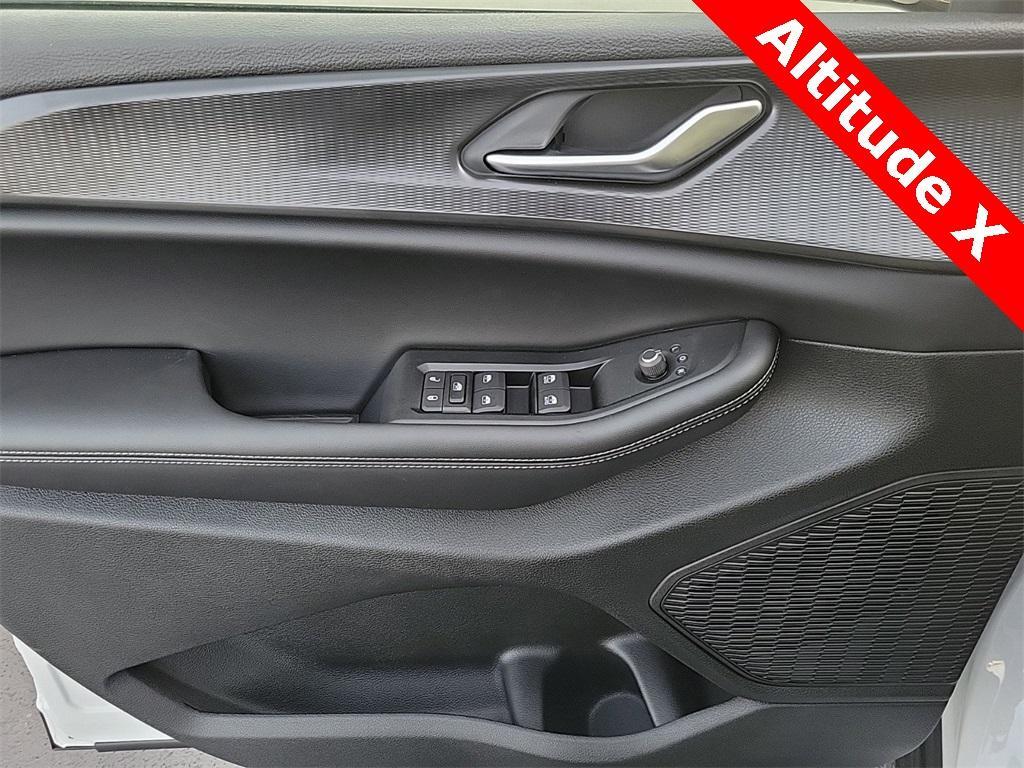 new 2025 Jeep Grand Cherokee L car, priced at $42,594