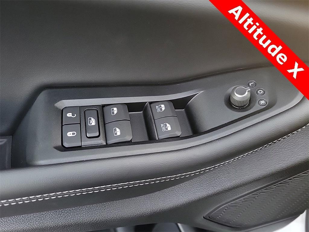 new 2025 Jeep Grand Cherokee L car, priced at $42,594
