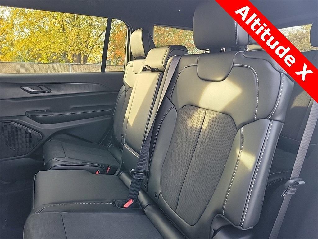 new 2025 Jeep Grand Cherokee L car, priced at $42,594