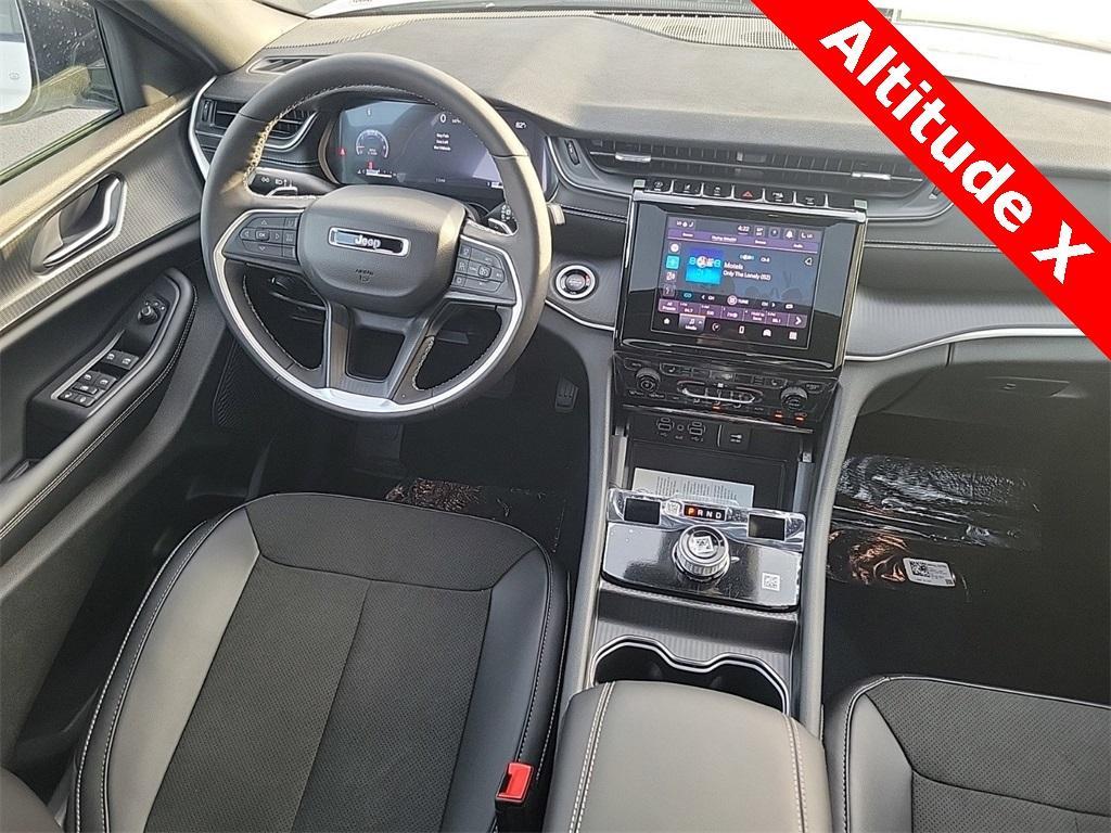 new 2025 Jeep Grand Cherokee L car, priced at $42,594