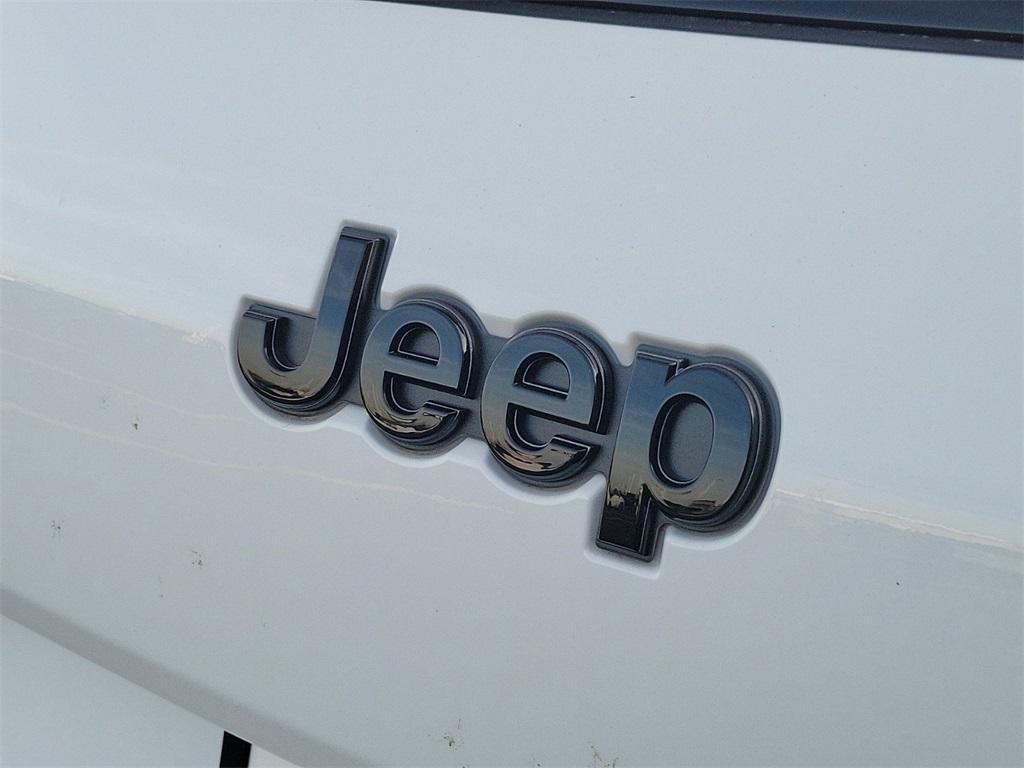 new 2025 Jeep Grand Cherokee L car, priced at $44,888