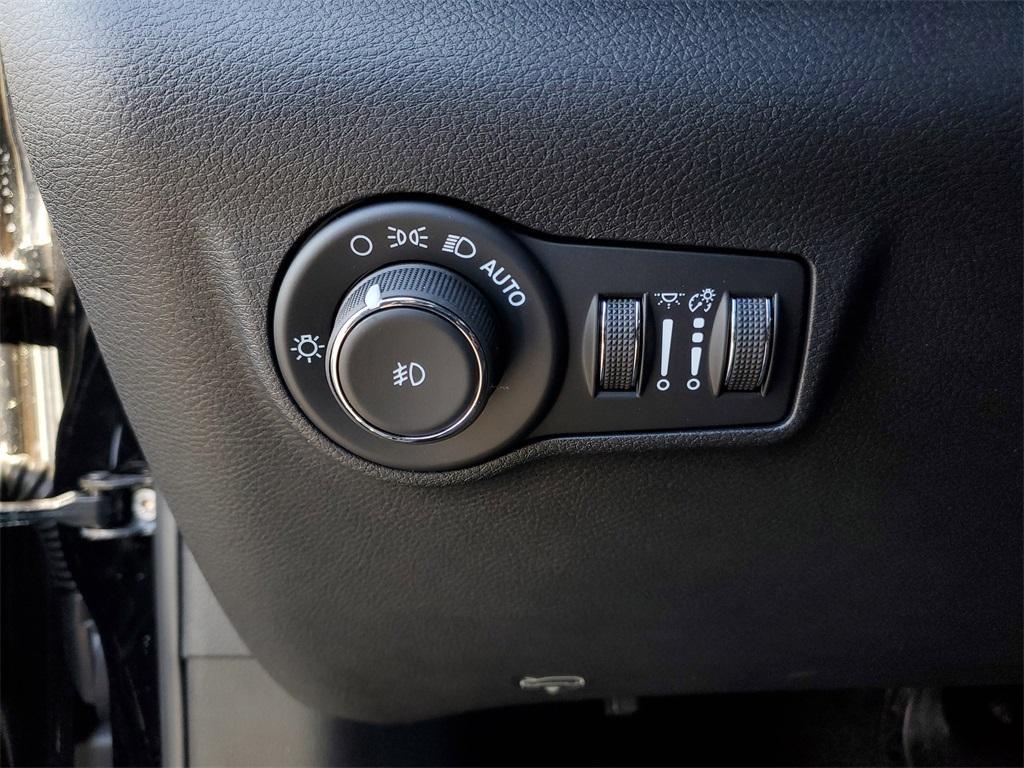 new 2026 Jeep Compass car, priced at $30,760