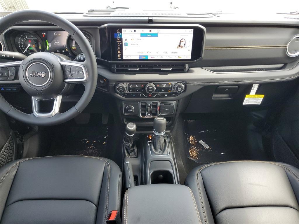 new 2025 Jeep Wrangler 4xe car