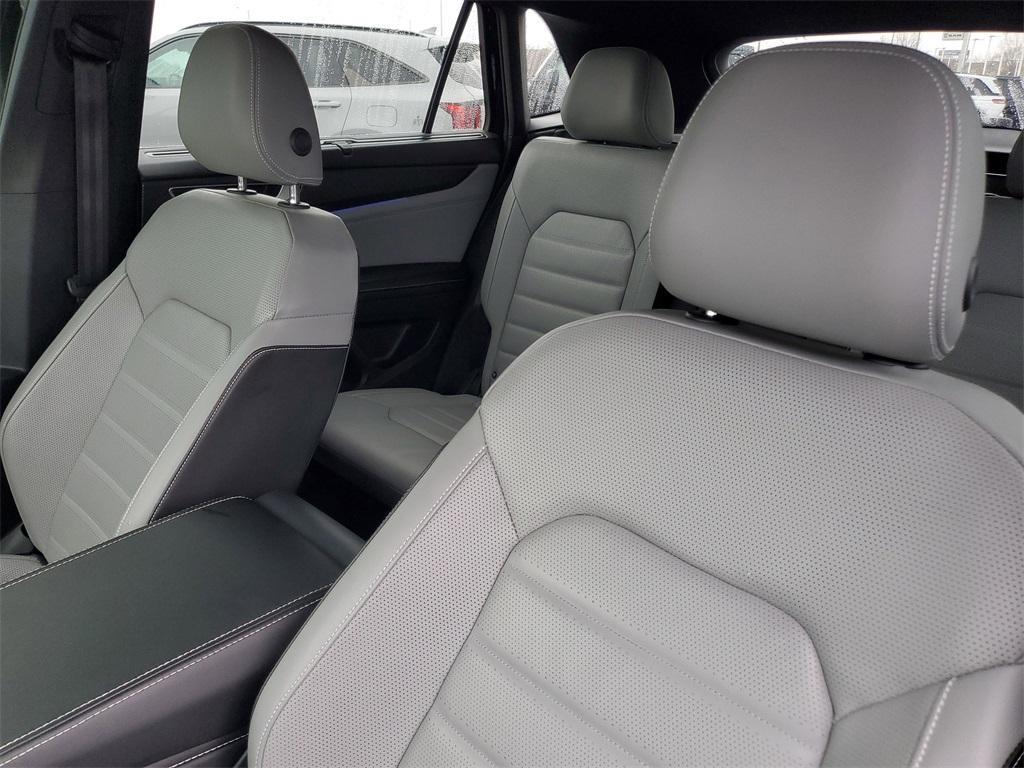 used 2024 Volkswagen Atlas Cross Sport car, priced at $35,477