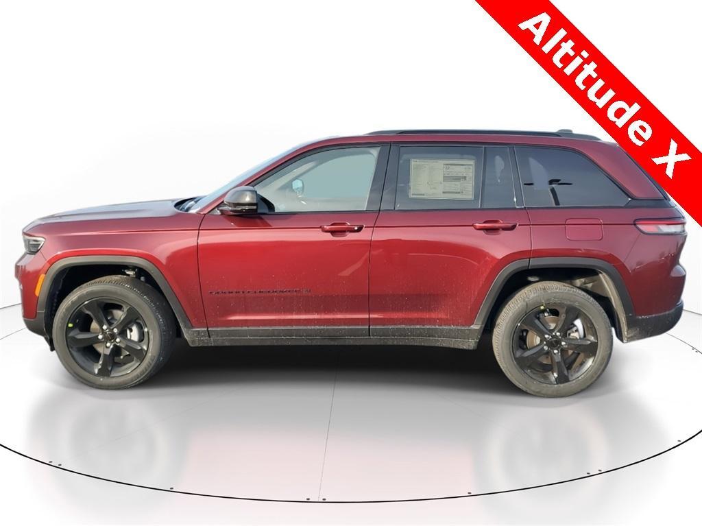 new 2025 Jeep Grand Cherokee car, priced at $44,170