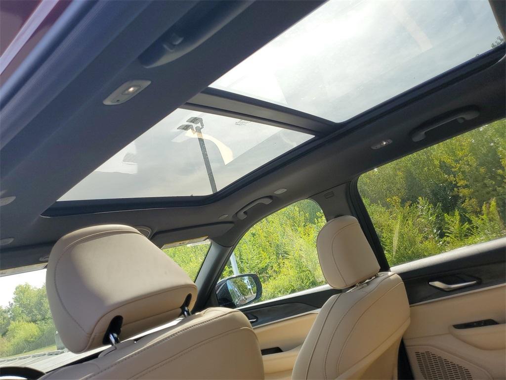 new 2025 Jeep Grand Cherokee car, priced at $44,408
