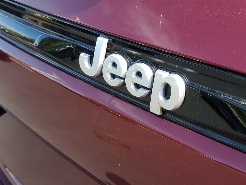 new 2025 Jeep Grand Cherokee car, priced at $44,408