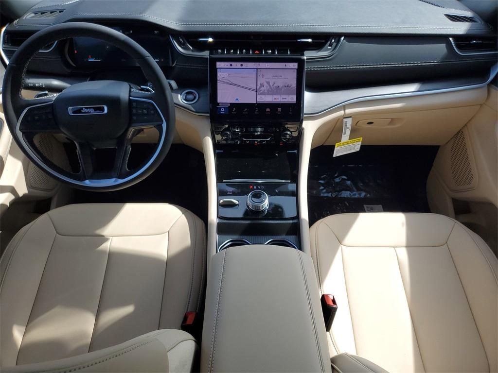 new 2025 Jeep Grand Cherokee car, priced at $44,408