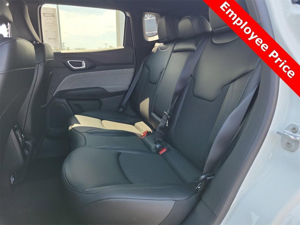 new 2025 Jeep Compass car, priced at $26,225