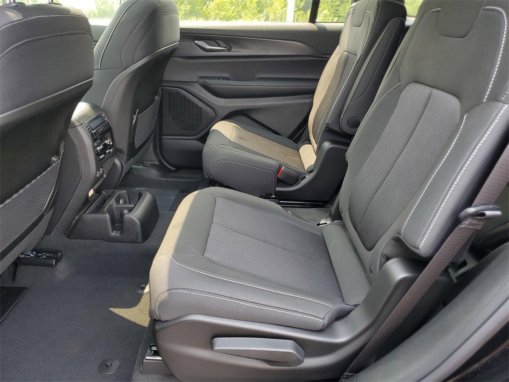 new 2025 Jeep Grand Cherokee L car, priced at $40,543