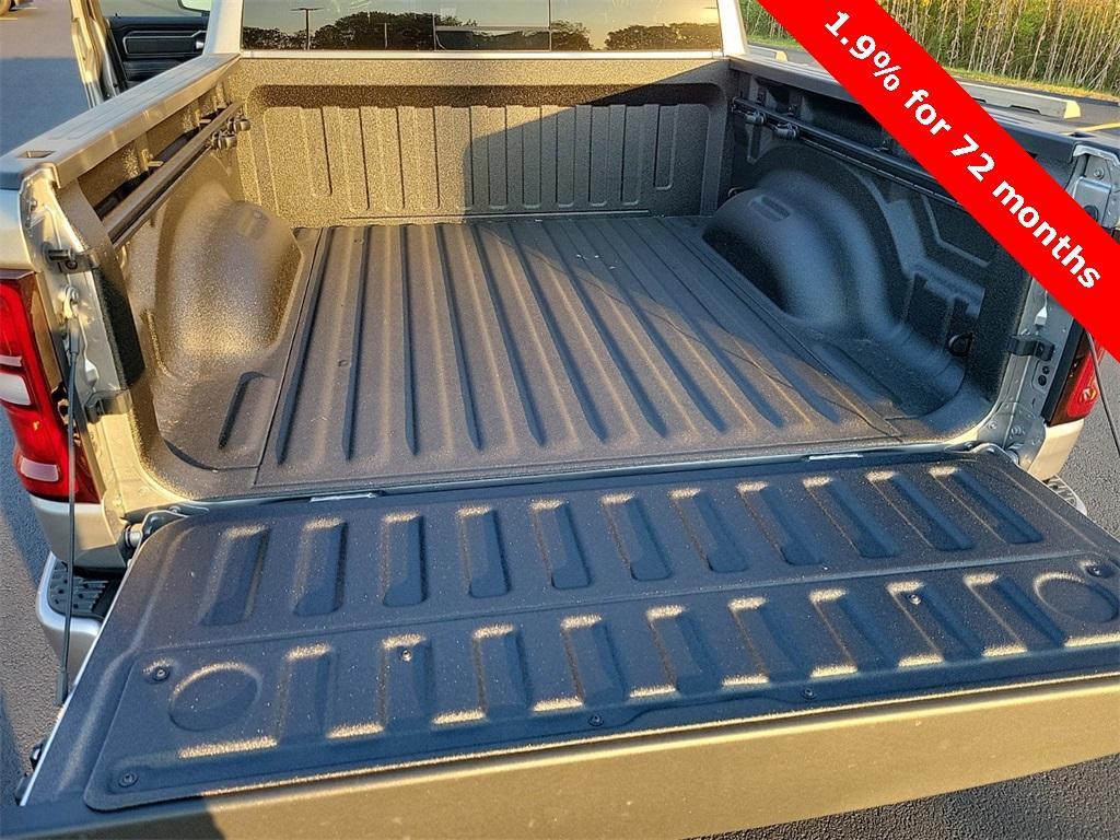 new 2025 Ram 1500 car, priced at $52,513