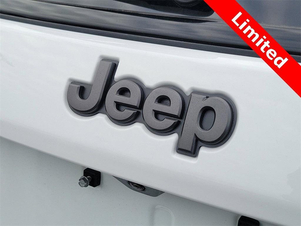 new 2025 Jeep Compass car, priced at $32,335