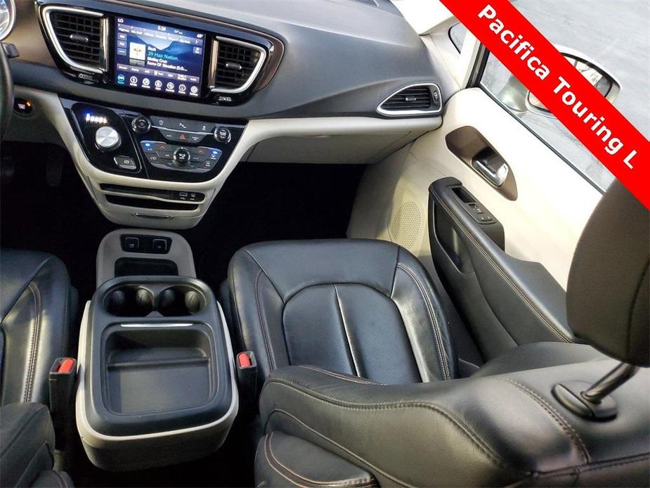 used 2018 Chrysler Pacifica car, priced at $15,477