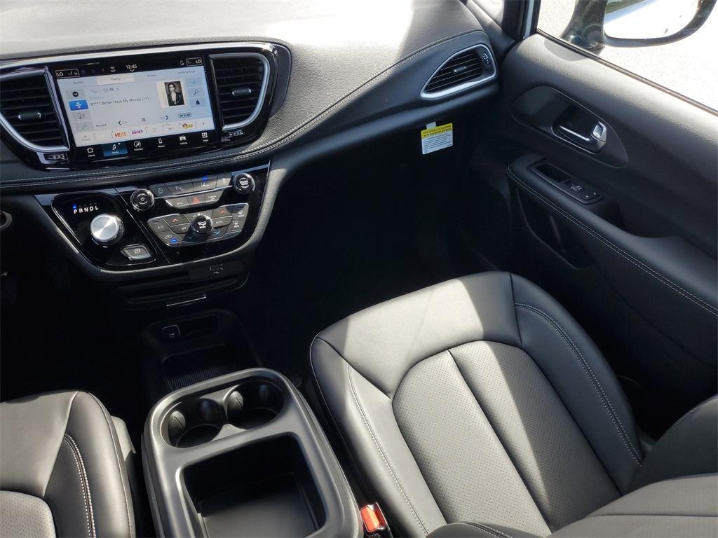 new 2026 Chrysler Pacifica car, priced at $45,280