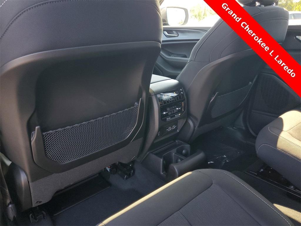 new 2025 Jeep Grand Cherokee L car, priced at $40,043