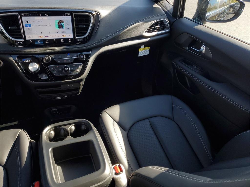 new 2026 Chrysler Pacifica car, priced at $46,530