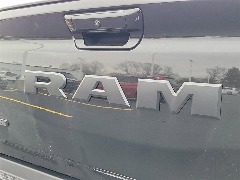 new 2025 Ram 1500 car, priced at $60,277