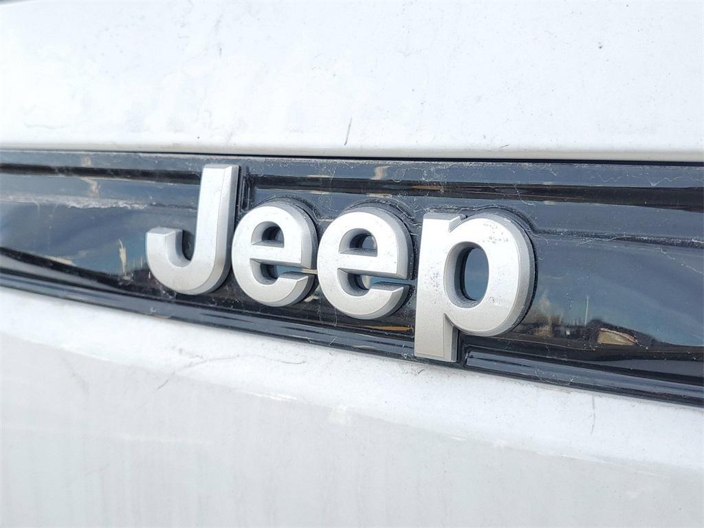 new 2025 Jeep Grand Cherokee car, priced at $35,830