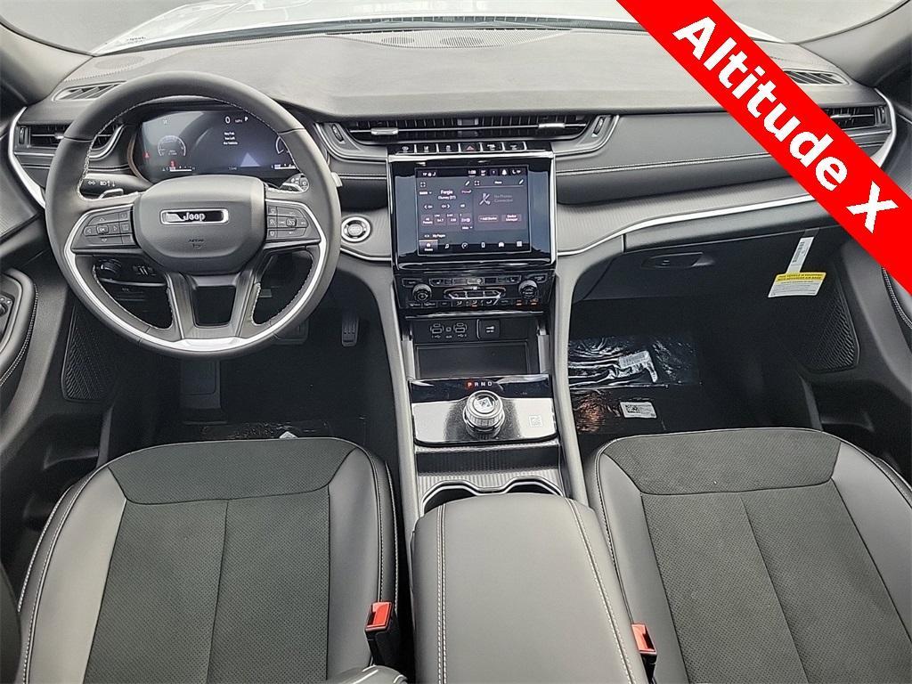 new 2025 Jeep Grand Cherokee L car, priced at $42,461