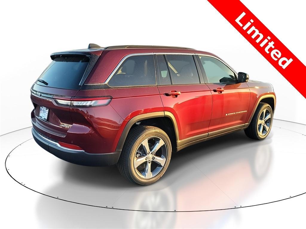 new 2025 Jeep Grand Cherokee car, priced at $51,355