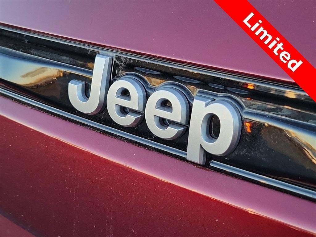 new 2025 Jeep Grand Cherokee car, priced at $51,355