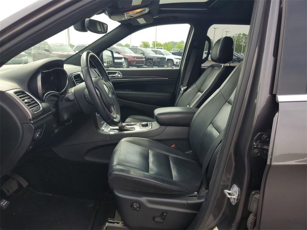 used 2019 Jeep Grand Cherokee car, priced at $16,977