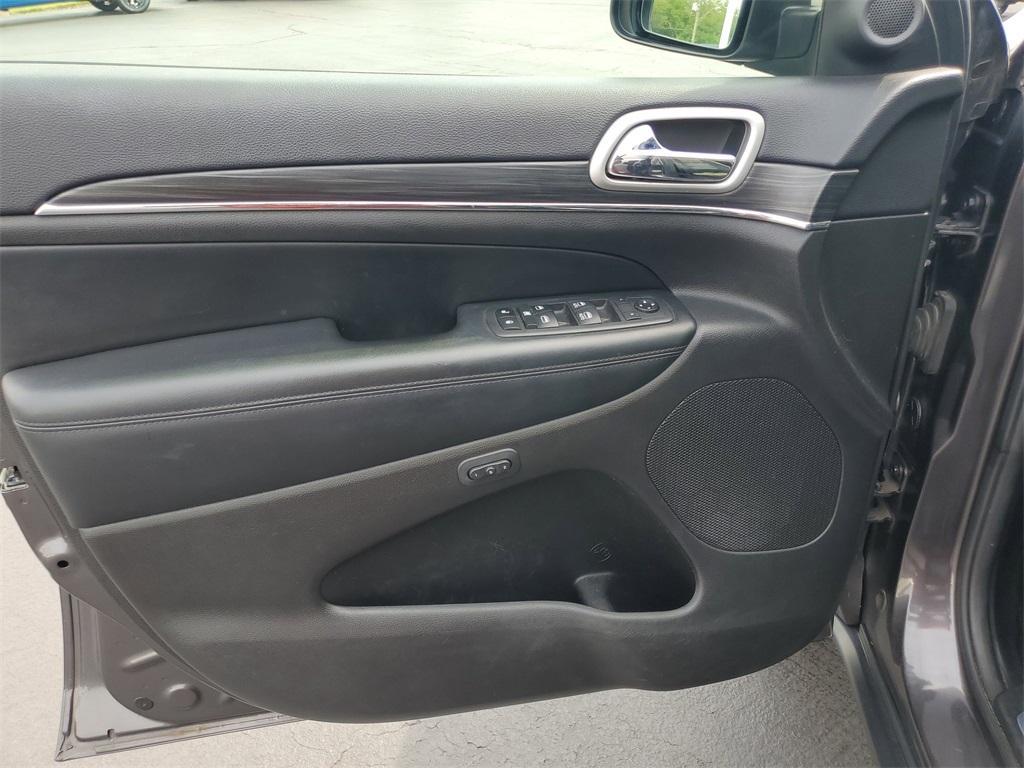 used 2019 Jeep Grand Cherokee car, priced at $16,977