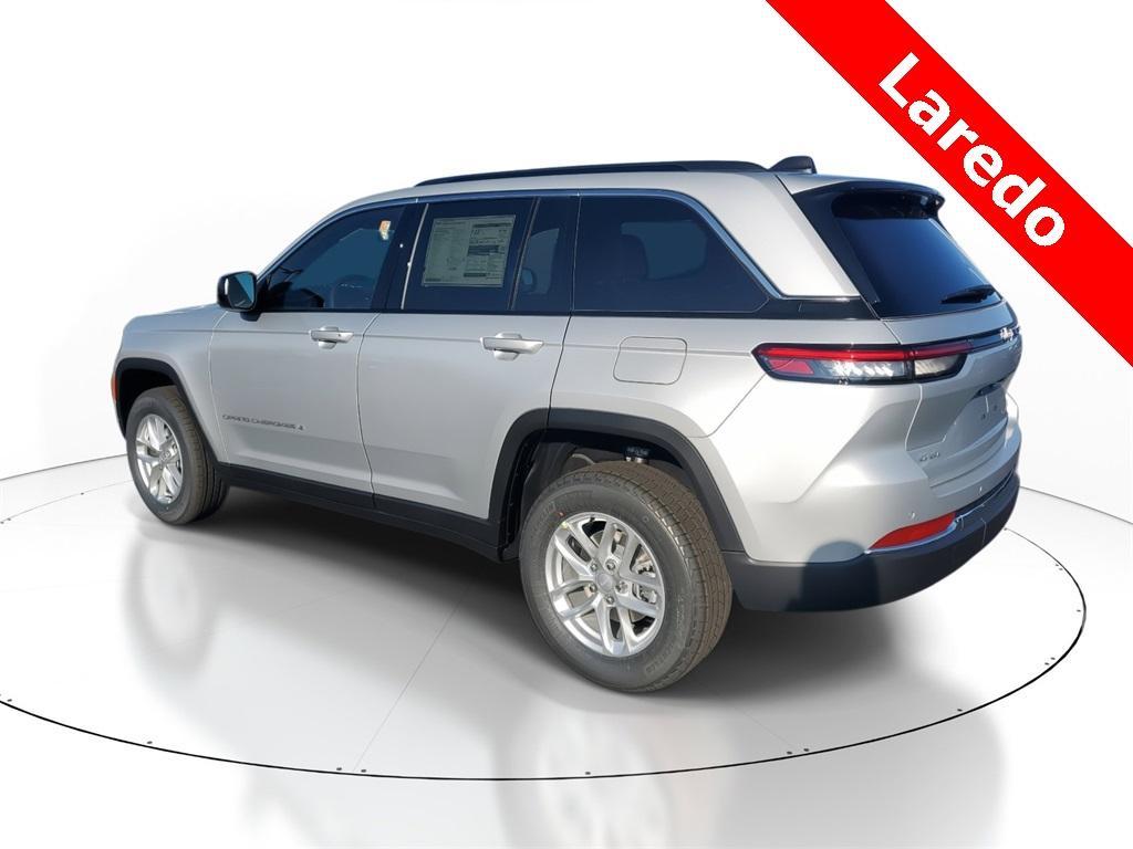 new 2025 Jeep Grand Cherokee car, priced at $38,970