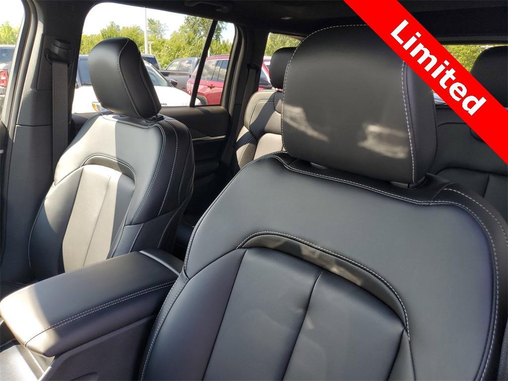 new 2025 Jeep Grand Cherokee car, priced at $43,783