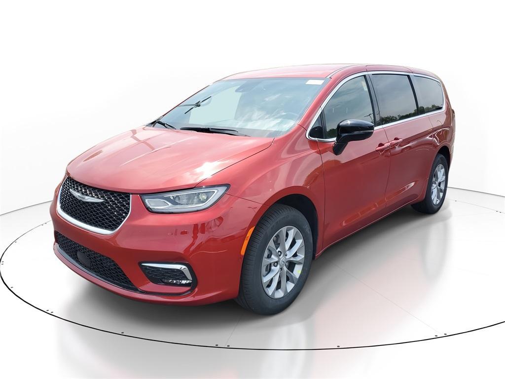new 2025 Chrysler Pacifica car, priced at $45,748
