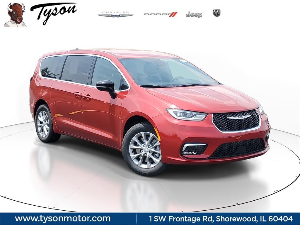new 2025 Chrysler Pacifica car, priced at $45,748