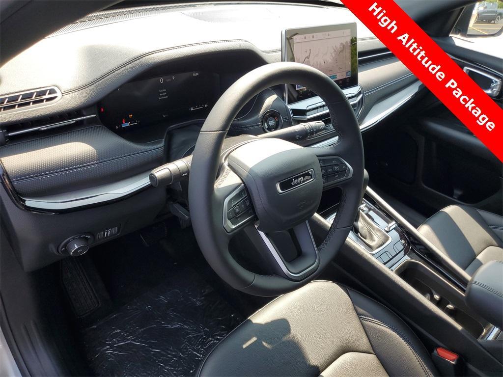 new 2025 Jeep Compass car, priced at $33,291