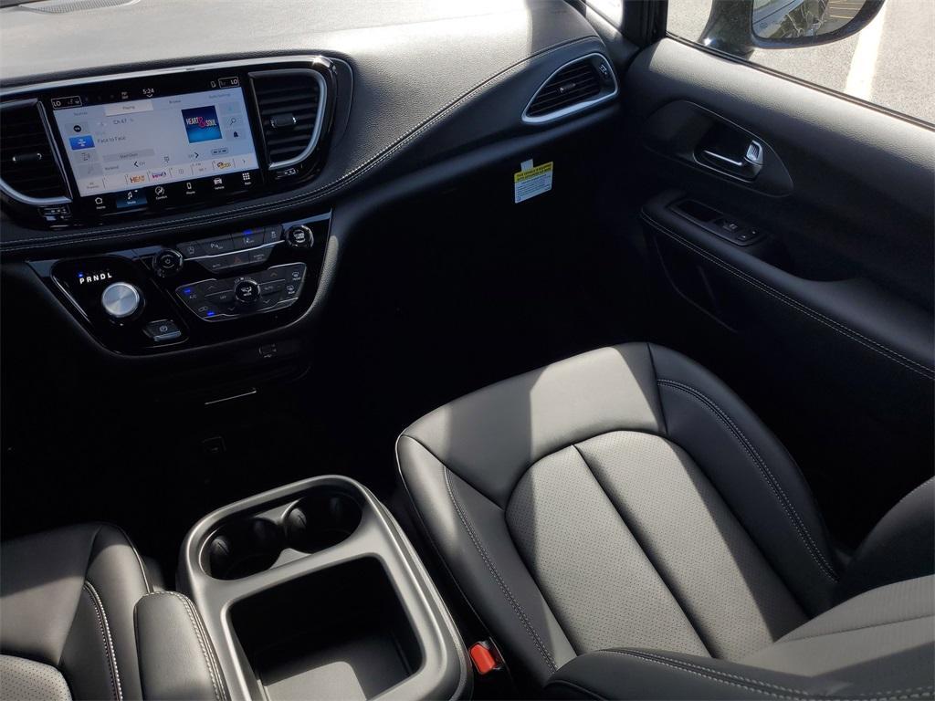 new 2026 Chrysler Pacifica car, priced at $48,730