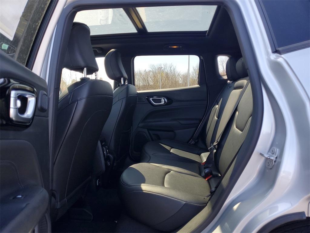 new 2025 Jeep Compass car, priced at $33,330