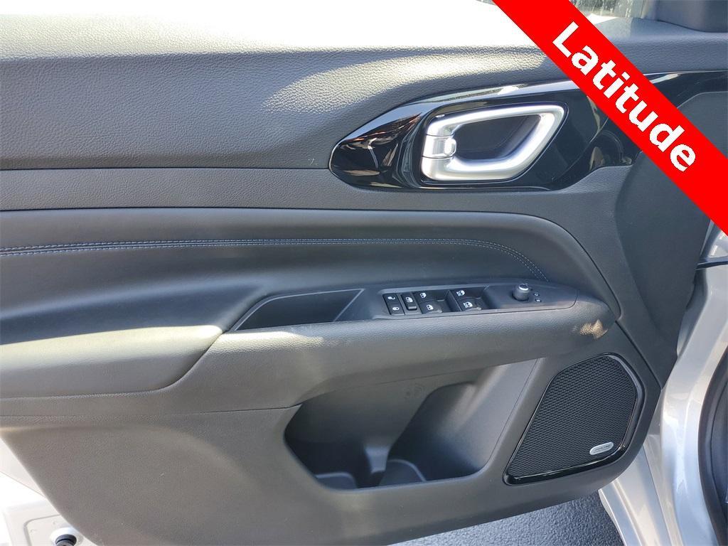 new 2025 Jeep Compass car, priced at $29,791
