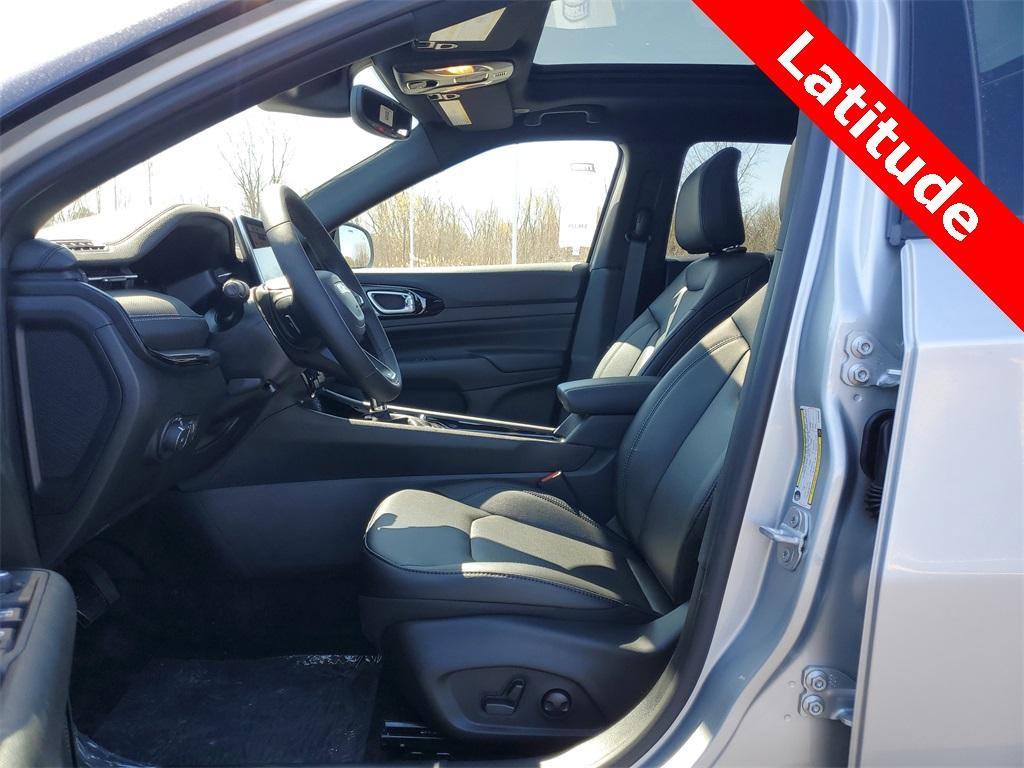 new 2025 Jeep Compass car, priced at $29,791