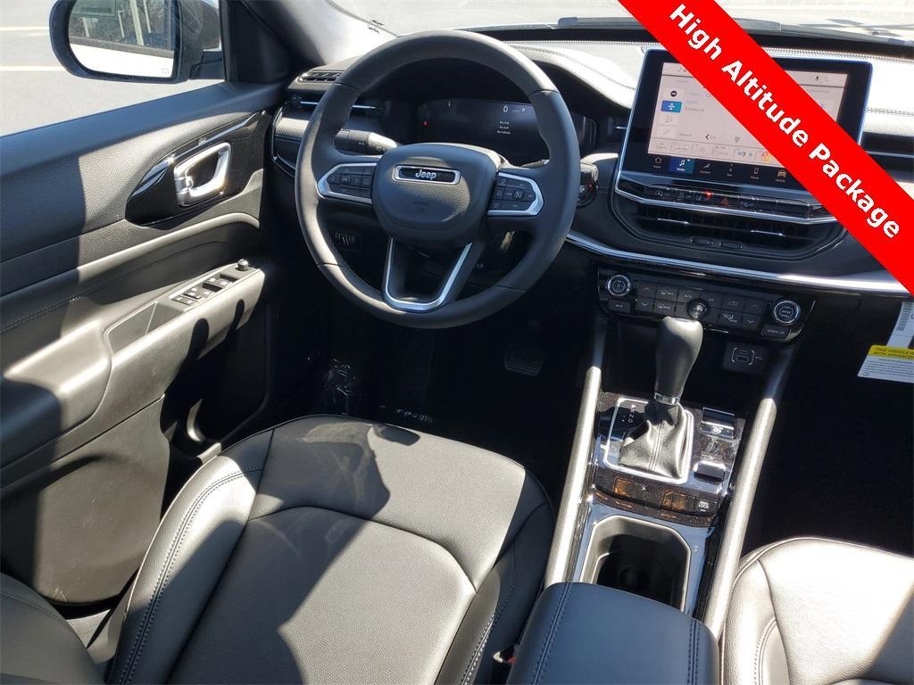 new 2025 Jeep Compass car, priced at $33,291