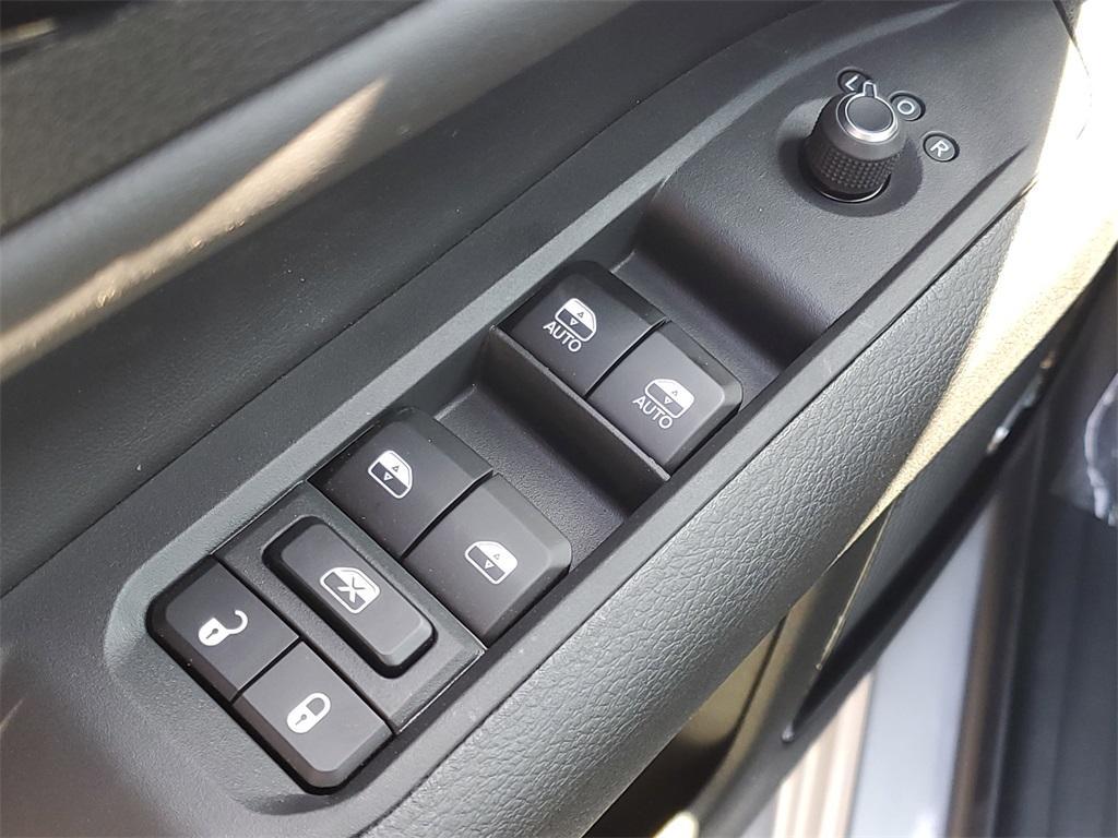new 2025 Jeep Compass car, priced at $33,330