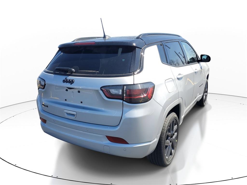 new 2025 Jeep Compass car, priced at $33,330